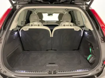 XC 90 T8 AWD Plus Dark Plug-In AHK