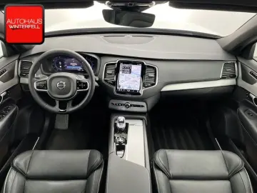 XC90 B5 D AWD Plus Dark 7SITZ+PANO+AHK+360+H&K+