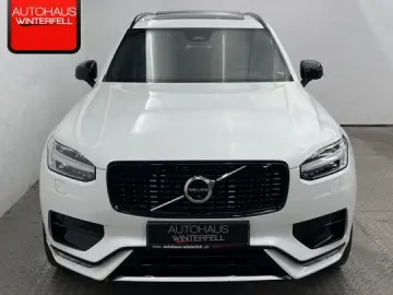 XC90 B5 D AWD Plus Dark 7SITZ+PANO+AHK+360+H&K+