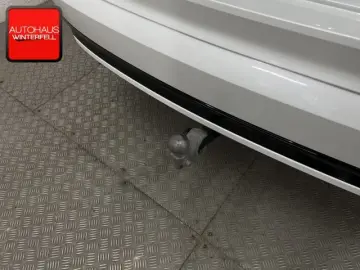 XC90 B5 D AWD Plus Dark 7SITZ+PANO+AHK+360+H&K+