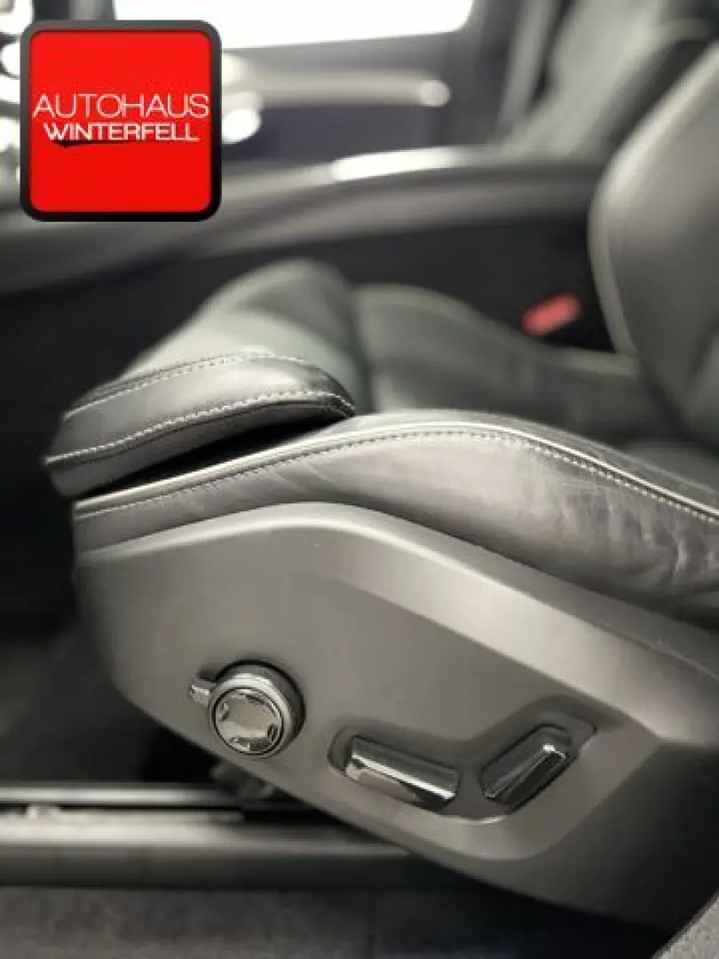 XC90 B5 D AWD Plus Dark 7SITZ+PANO+AHK+360+H&K+