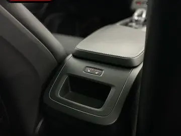 XC90 B5 D AWD Plus Dark 7SITZ+PANO+AHK+360+H&K+