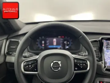 XC90 B5 D AWD Plus Dark 7SITZ+PANO+AHK+360+H&K+