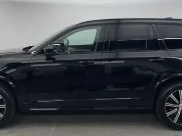 XC90 B5 D PLUS DARK AWD 7SITZ+PANO+AHK+360+MEMO+