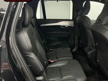 XC90 B5 D PLUS DARK AWD 7SITZ+PANO+AHK+360+MEMO+
