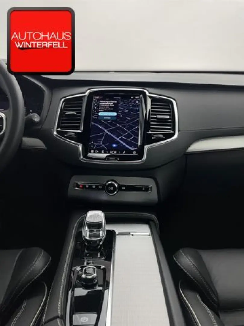 XC90 B5 D PLUS DARK AWD 7SITZ+PANO+AHK+360+MEMO+