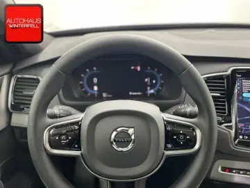 XC90 B5 D PLUS DARK AWD 7SITZ+PANO+AHK+360+MEMO+