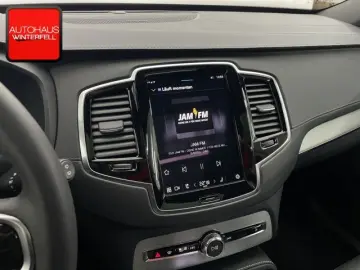 XC90 B5 D PLUS DARK AWD 7SITZ+PANO+AHK+360+MEMO+