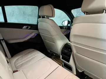 X6 M50i *Laser*Individual*Iconic-Glow*VOLL*
