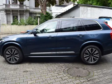 XC90 T8 AWD Plus Bright PANO 360° H&K 20 Zoll
