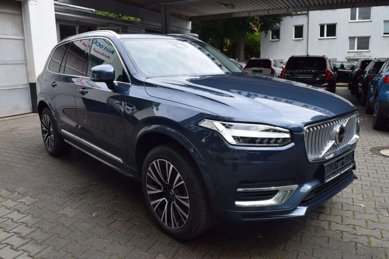 XC90 T8 AWD Plus Bright PANO 360° H&K 20 Zoll