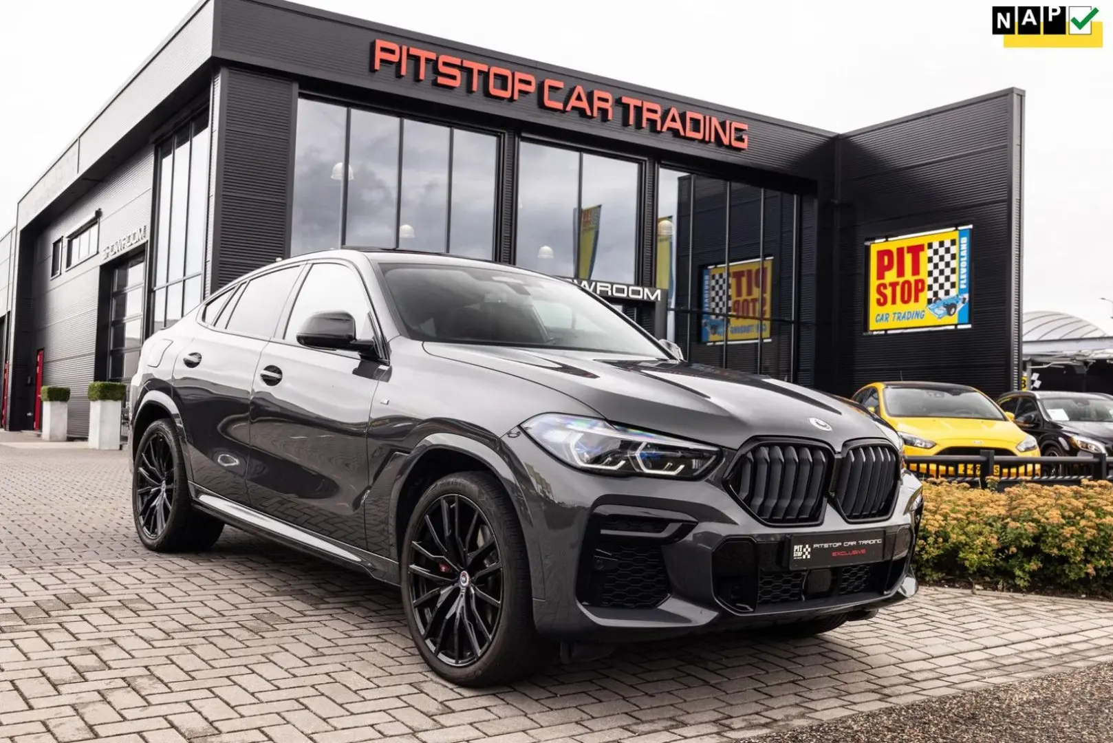 X6 XDrive40i, M-Sport, Pano, B&W Audio, Massage,