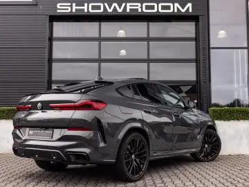 X6 XDrive40i, M-Sport, Pano, B&W Audio, Massage,