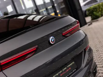 X6 XDrive40i, M-Sport, Pano, B&W Audio, Massage,