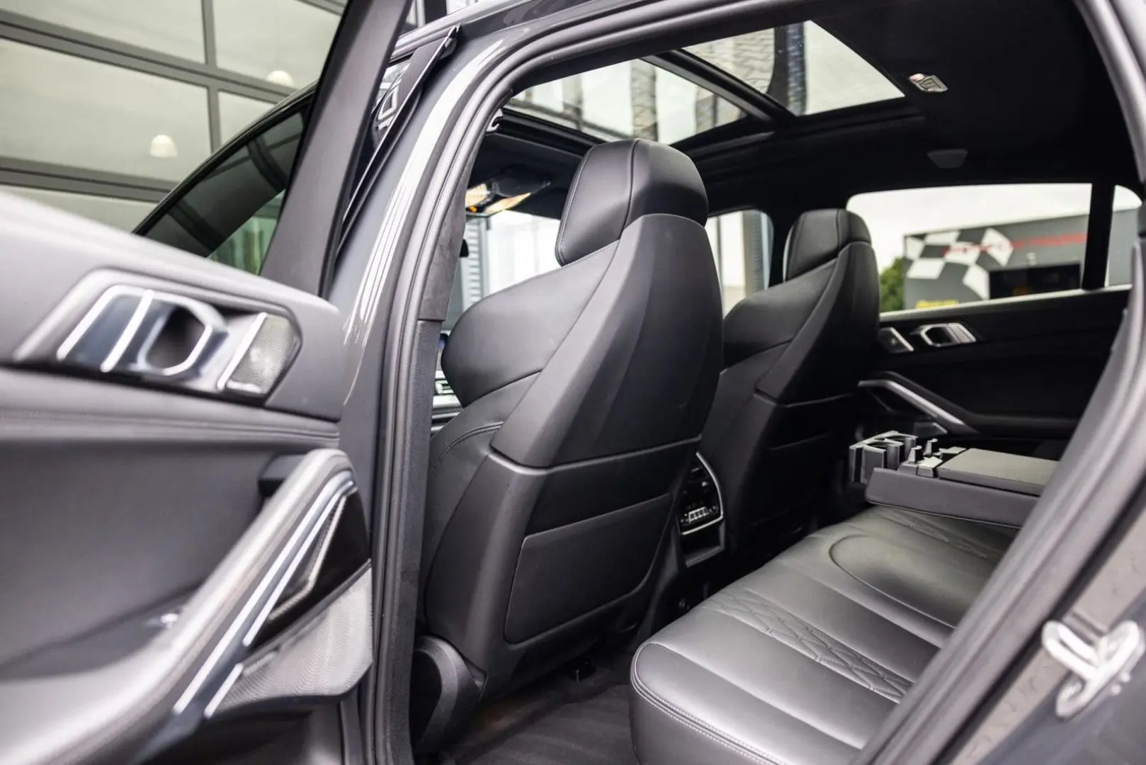 X6 XDrive40i, M-Sport, Pano, B&W Audio, Massage,