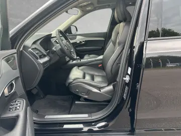XC90 T8 AWD Recharge Plus Dark 7-Sitzer AHK