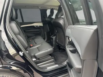 XC90 T8 AWD Recharge Plus Dark 7-Sitzer AHK