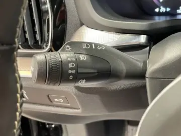 S60 T4 R Design Automatik EU6d-T LED Navi Pano