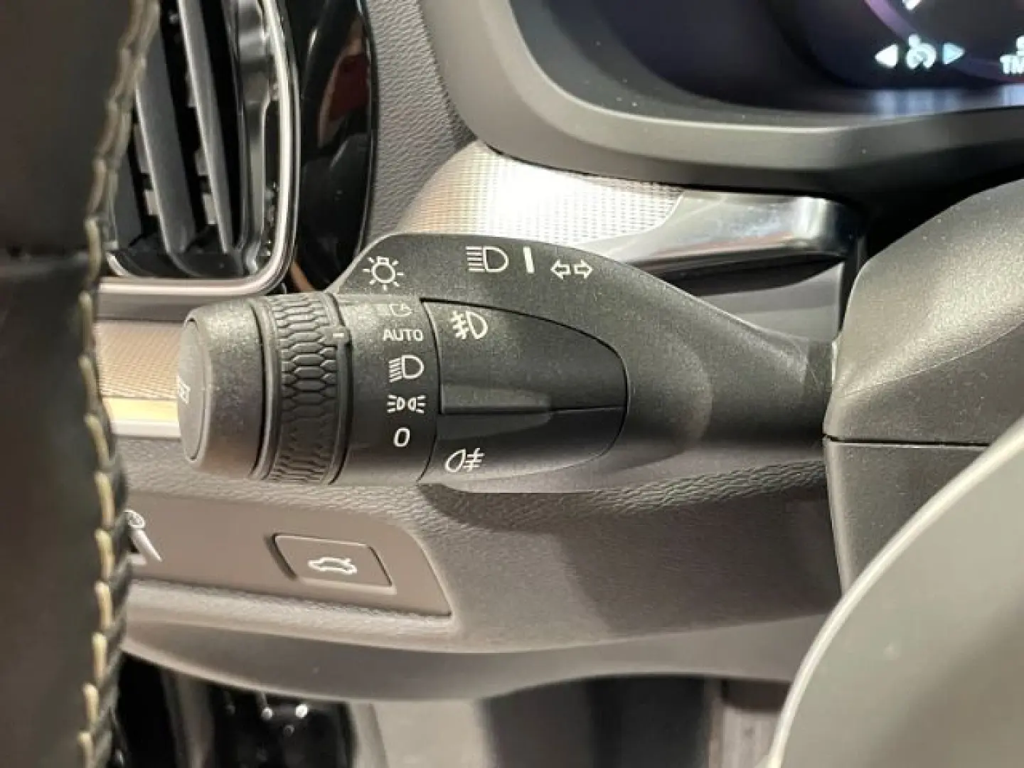 S60 T4 R Design Automatik EU6d-T LED Navi Pano