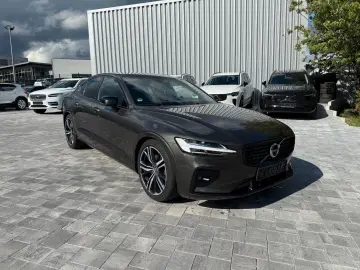S60 B4 R-DESIGN+PDC+360°+PDC+LEDER+EL.SITZE++