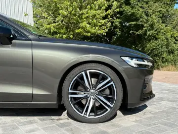 S60 B4 R-DESIGN+PDC+360°+PDC+LEDER+EL.SITZE++