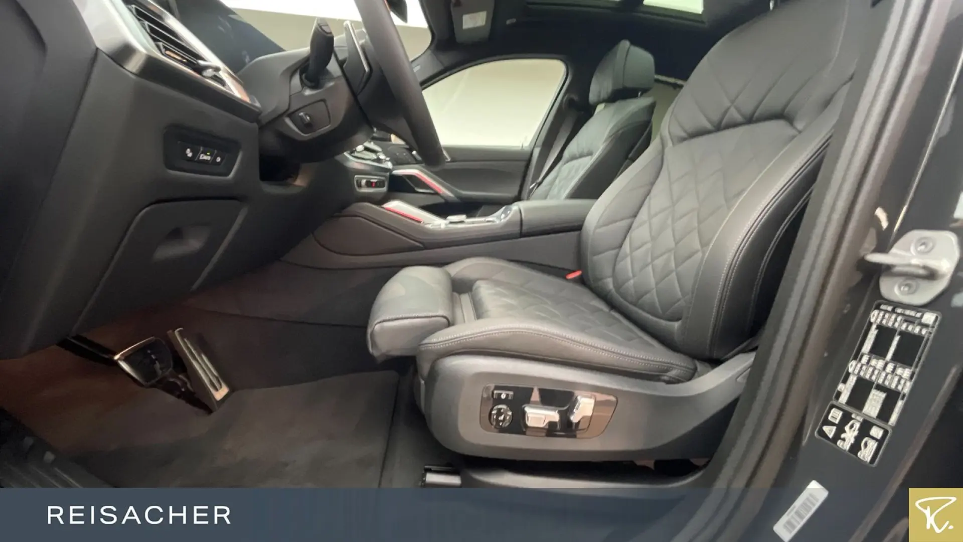 X6 xD40iA M-Sport AHK Sitzbelü Standh Massage
