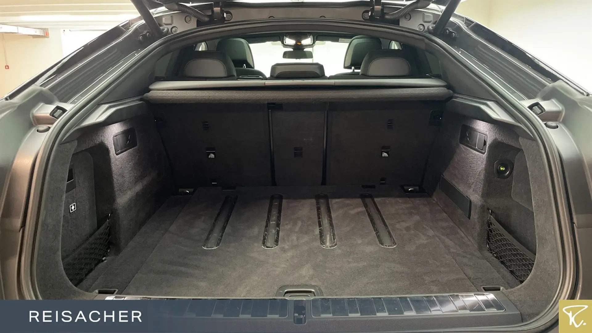 X6 xD40iA M-Sport AHK Sitzbelü Standh Massage