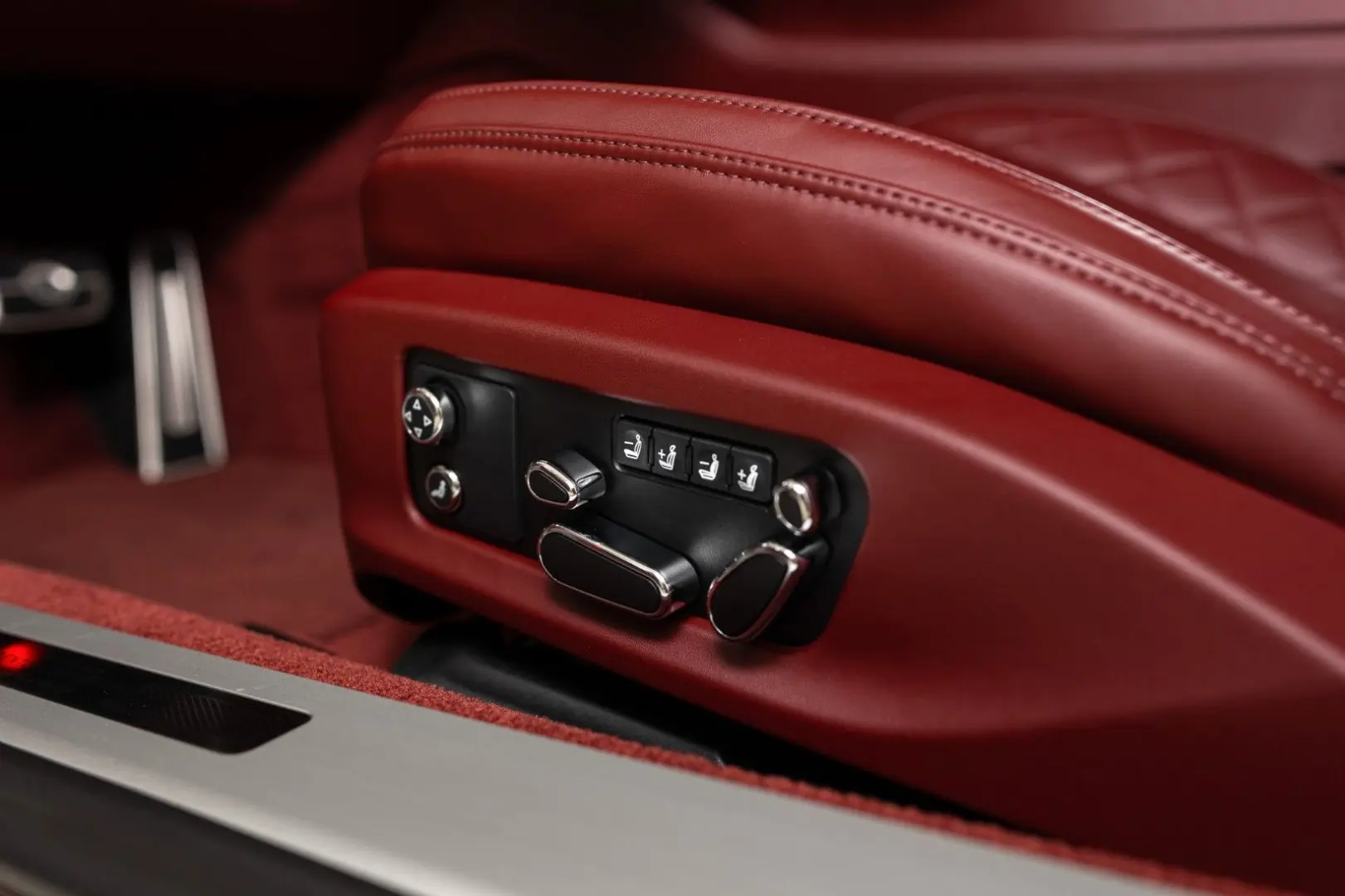 Continental GT V8 Mulliner Driving Specification