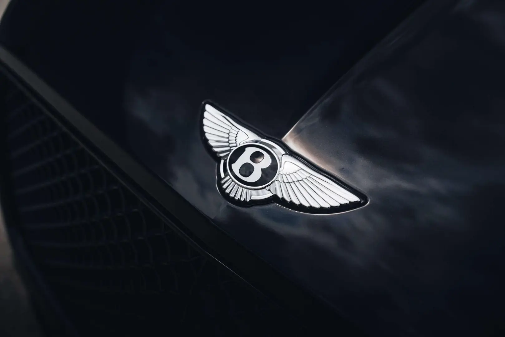 Continental GT V8 / Bang Olufsen / Onyx