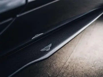 Continental GT V8 / Bang Olufsen / Onyx