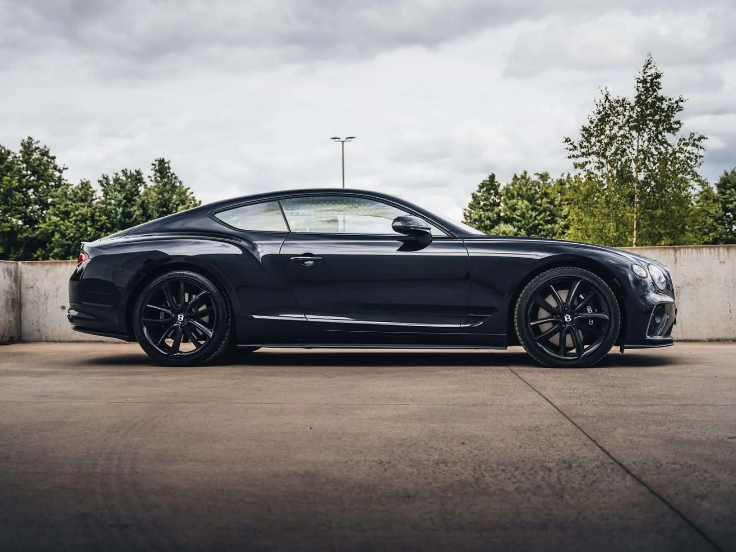 Continental GT V8 / Bang Olufsen / Onyx