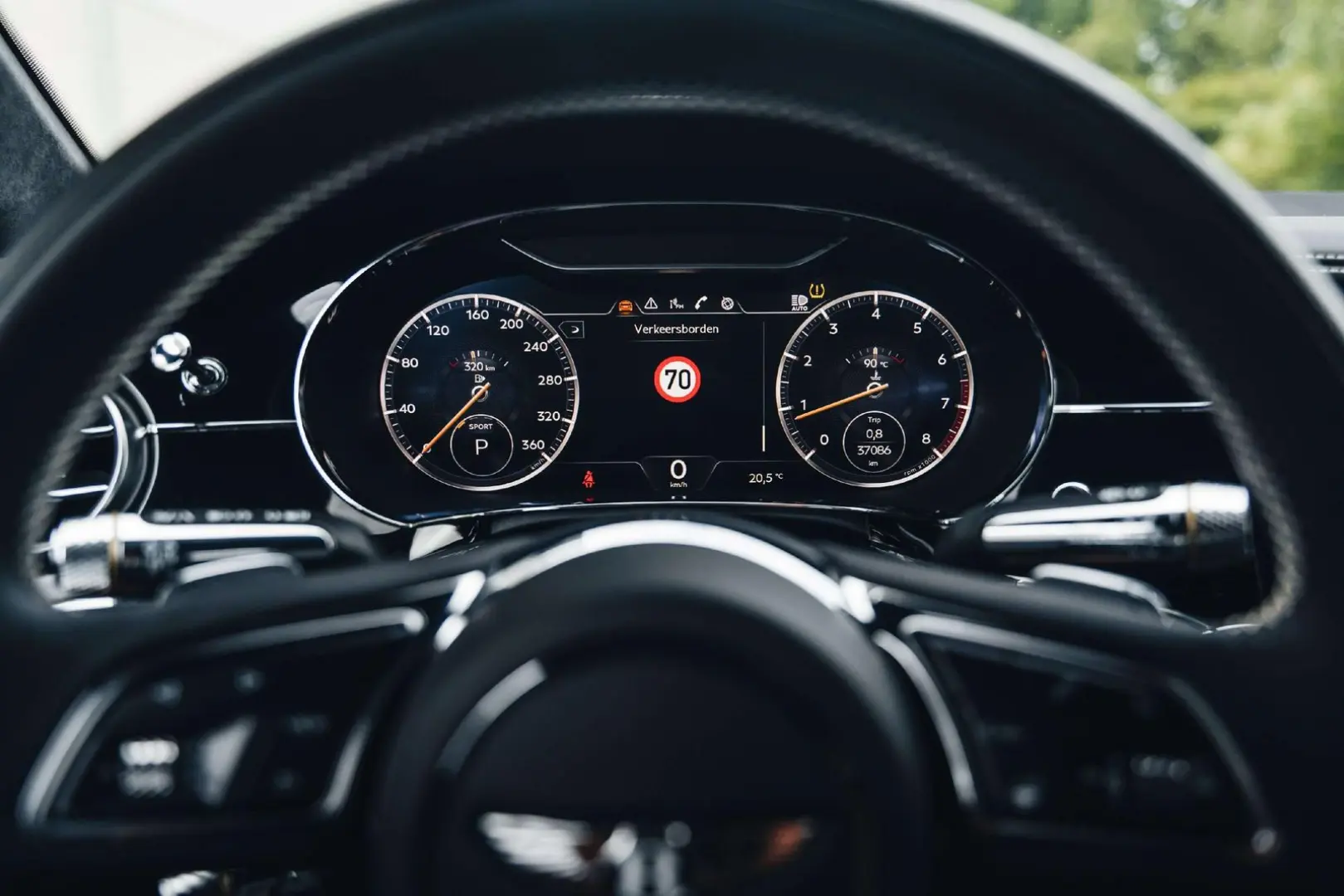 Continental GT V8 / Bang Olufsen / Onyx