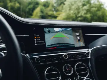 Continental GT V8 / Bang Olufsen / Onyx