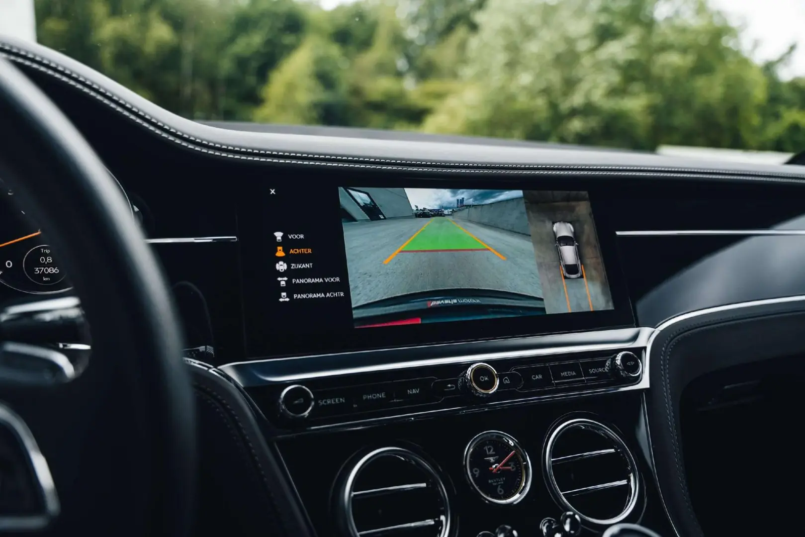 Continental GT V8 / Bang Olufsen / Onyx