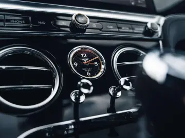 Continental GT V8 / Bang Olufsen / Onyx