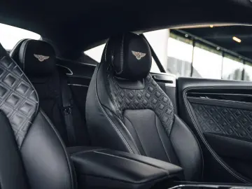 Continental GT V8 / Bang Olufsen / Onyx