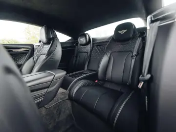 Continental GT V8 / Bang Olufsen / Onyx