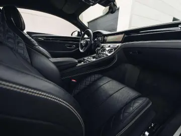 Continental GT V8 / Bang Olufsen / Onyx