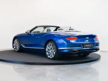 Continental GTC Mulliner