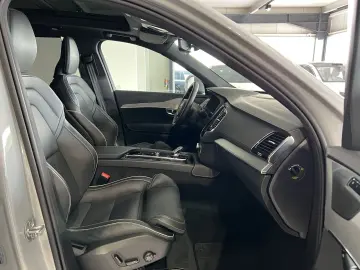 XC90 T8 Plus Bright Recharge AWD BLIS Pano 360°
