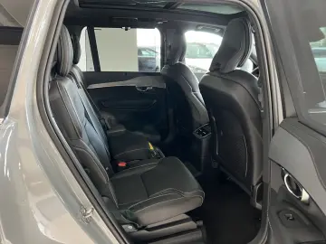 XC90 T8 Plus Bright Recharge AWD BLIS Pano 360°