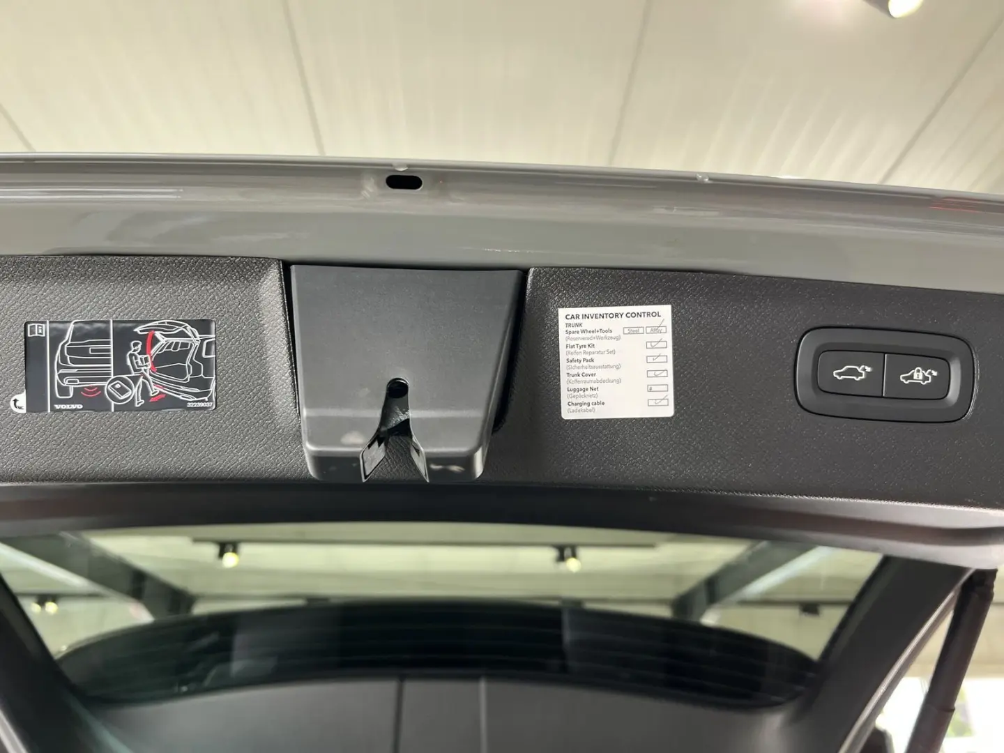 XC90 T8 Plus Bright Recharge AWD BLIS Pano 360°