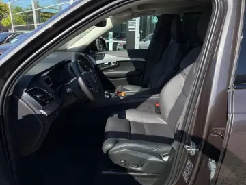 XC90 T8 AWD Recharge Plus DarkAHK semi elektr.