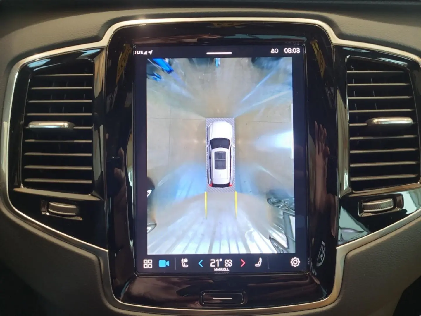 XC 90 Ultimate Dark Recharge Plug-In Hybrid AWD BOWERS