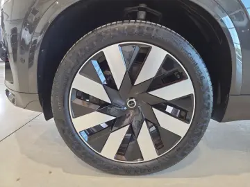 XC 90 Ultimate Dark Recharge Plug-In Hybrid AWD BOWERS