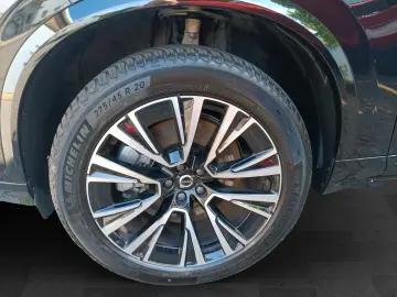 XC90 T8 Plus Dark AWD AHK/360°/Panorama