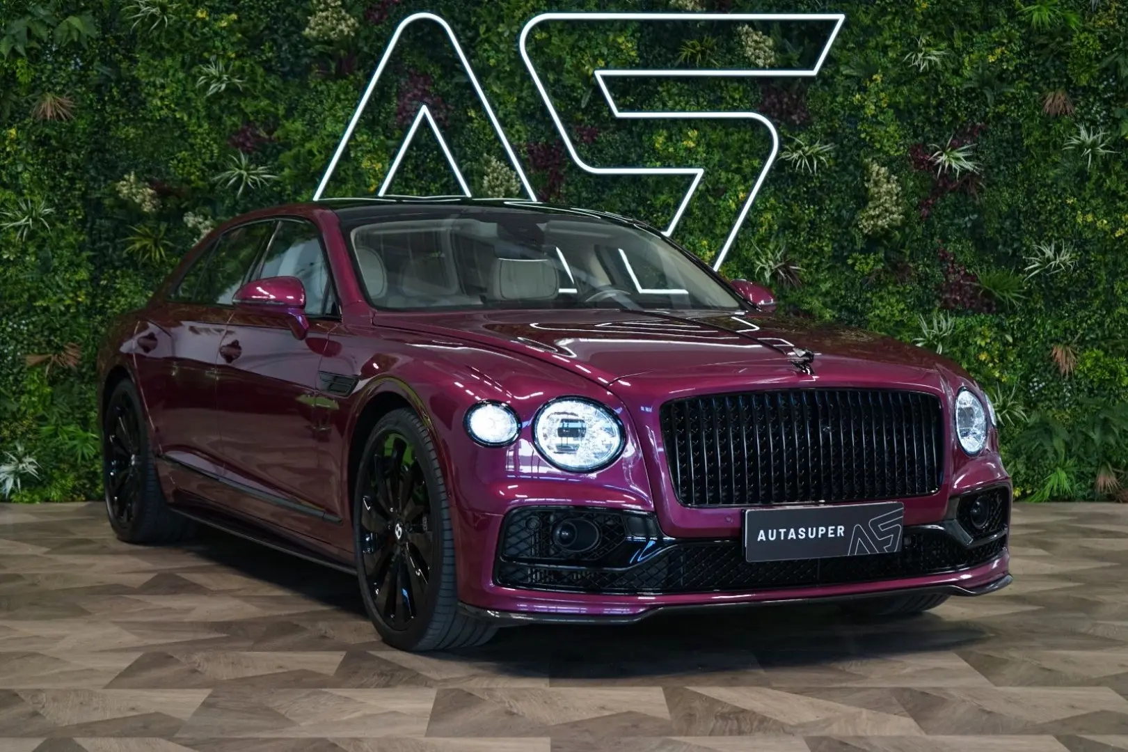 Flying Spur V8*MULLINER*CARBON Ex*170.083€ NETTO