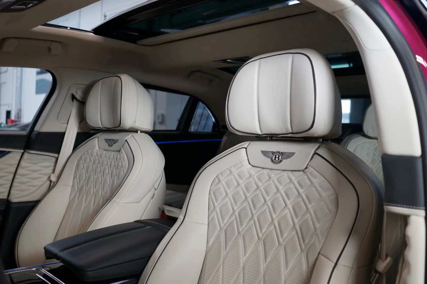 Flying Spur V8*MULLINER*CARBON Ex*170.083€ NETTO