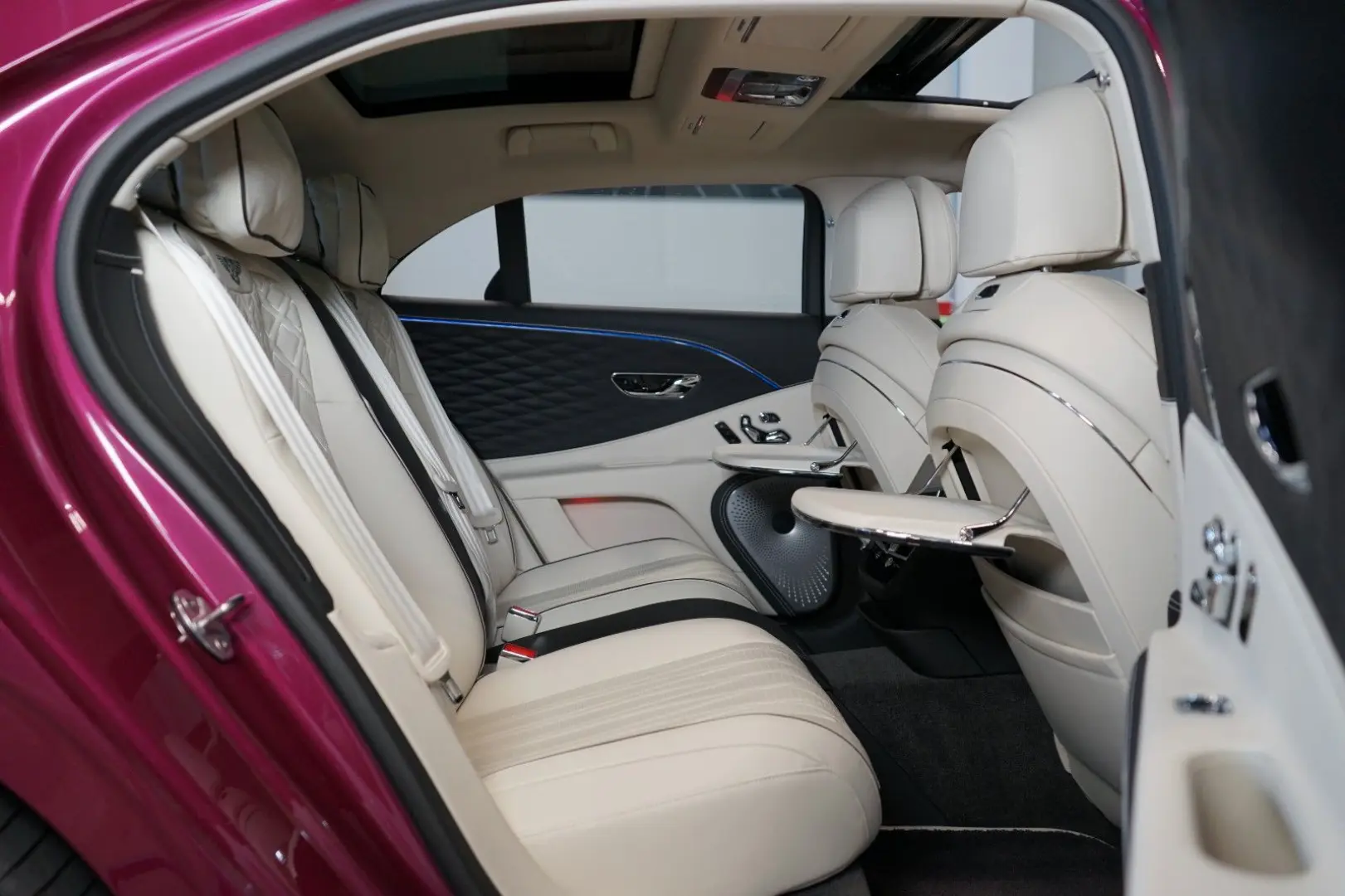 Flying Spur V8*MULLINER*CARBON Ex*170.083€ NETTO