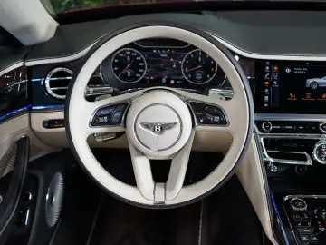 Flying Spur V8*MULLINER*CARBON Ex*170.083€ NETTO